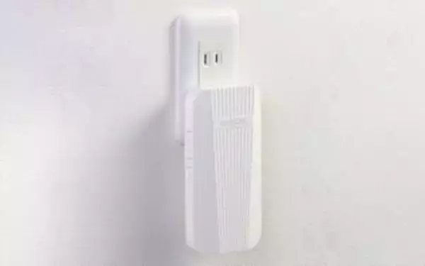 エレコム、「離れ家モード2」対応のコンセント直刺しWi-Fi中継機2製品を発売