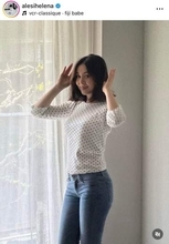 母親は後藤久美子...エレナ・アレジ・後藤、ヘソ出しキャミソール×スウェットで　レベチの透明感に衝撃