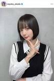 「「役満ボディー」岡田紗佳、真っ赤なタイトスカート×ヒールで神スタイル　「可愛すぎます！！！」「おかぴー完璧！」」の画像1