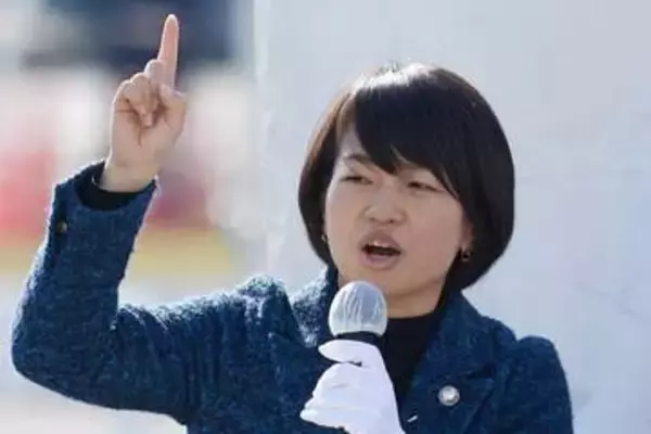 自民・鈴木貴子広報本部長、渦中の高市首相を背後から撃つ？　「印象操作」メディア「エアリプ」批判が裏目