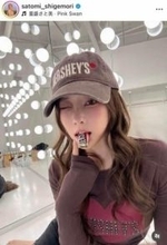 重盛さと美、ヘソ出しコーデでかわいさ限界突破　「1ヶ月で2.4㎏増えました...もうちゃんと戻したよ」