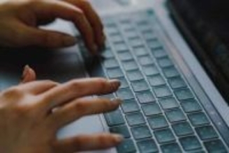 IT人材の「静かな退職」...理由の3位「キャリアアップをしたいと思わない」、2位「業務量が多く、心身の健康を優先したい」、1位は？