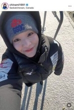 カーリング吉田知那美＆夕梨花、仲良し姉妹2ショに反響　28年経って「おんぶの上ポジションを譲りました！」