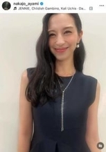 中条あやみ、布袋寅泰45周年ライブ満喫＆肩寄せ2ショット　ステキ笑顔でカワイイがダダ漏れ