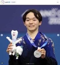 鍵山優真「直伝」銀メダル2個の意外な活用法に5万「いいね！」　「遊び心がイイね」「ツワモノの技」の声