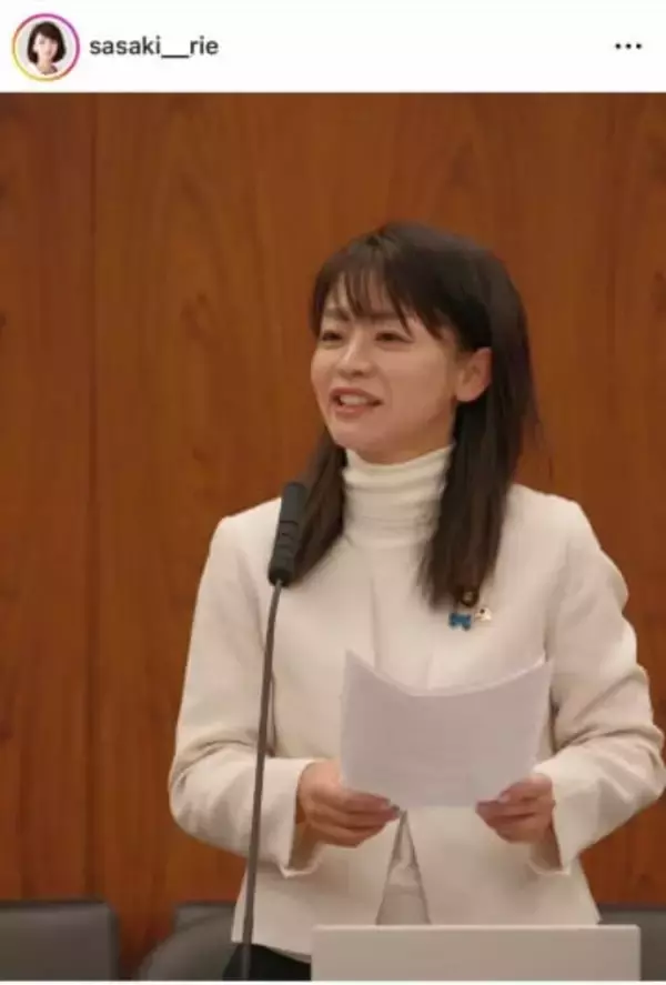 維新・佐々木理江議員、街宣応援の合間に「ペヤング」食す　庶民アピール？指摘に「ただ単に...好き」