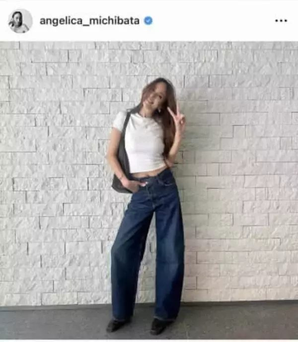 道端アンジェリカ、タイトな黒ドレスで色気ダダ漏れショット　「スタイル良すぎる」「神秘的～美女」