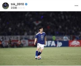 サッカーW杯、幼なじみ三笘薫にかわって...背番号「7」背負う田中碧　輪島塗のすね当てを贈られる