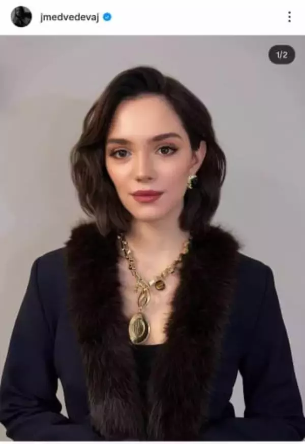 伝説の「セーラームーン」から9年...「ロシアの妖精」メドベージェワ、変わらぬ美貌　「エレガント」「とてもクール」