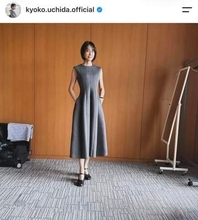内田恭子アナ、肩出しワンショルコーデで自撮りショット　変わらぬ美貌ダダ漏れ...「本当に素敵」「美しい！」