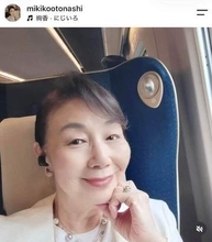 村井國夫、元気そうな姿で82歳の誕生日...音無美紀子と夫婦2ショット　「かっこ良すぎる」「仲良くて、いいですね」