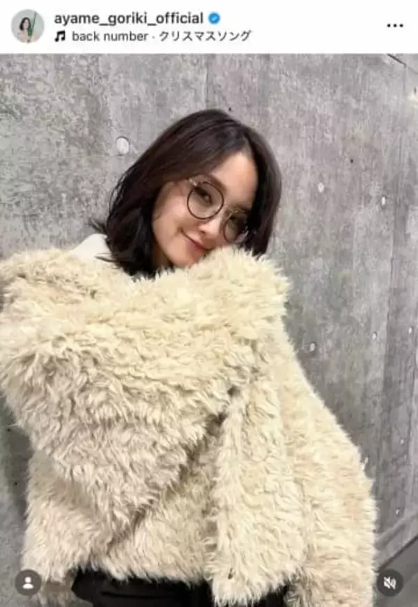 剛力彩芽、エレガントなブラックドレス×金髪で美貌ダダ漏れショット　「とても美しい」「お綺麗です」