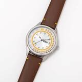 「「東京メトロ 銀座線」デザインの腕時計　前面行先表示が2時間ごとに表示される」の画像1