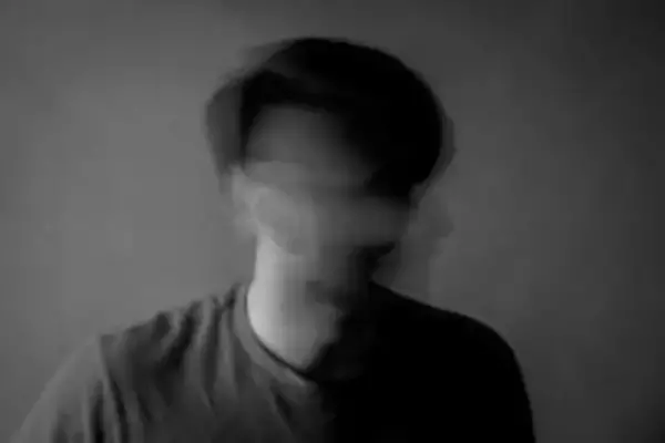 583万2000円投資詐欺被害の漫画家、サイン色紙の購入呼びかけ　指摘に「詐欺ではありません」と反論