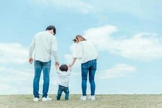 日本の人口減少めぐり...「資本主義的なメンタリティーがある限り少子化は解決できない」と斎藤幸平氏