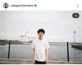 「「誰かわからなかった」...坂口健太郎の体格に驚き　主演務める新ドラマ告知に「どんだけデカくしたんすか」の声」の画像1