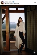 ミランダ・カー、7歳年下イケメン超大物CEO夫と日本満喫　ラブラブ密着ショットまぶしすぎ