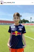 美女サッカー仲田歩夢、エクステつけてイメチェン＆私服ショット　「安定感抜群の可愛いさ」ユニ姿と雰囲気変わって