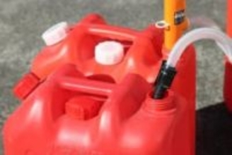 会津若松市のGSで「ガソリン混入した灯油」販売　濃度6％も消防が回収呼びかけ、購入者残り1人見つからず