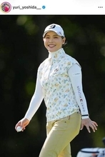 女子ゴルフの吉田優利、黒ショーパン×ドット柄ノースリでかわいさ限界突破　ゴルフウェア姿と雰囲気変わって