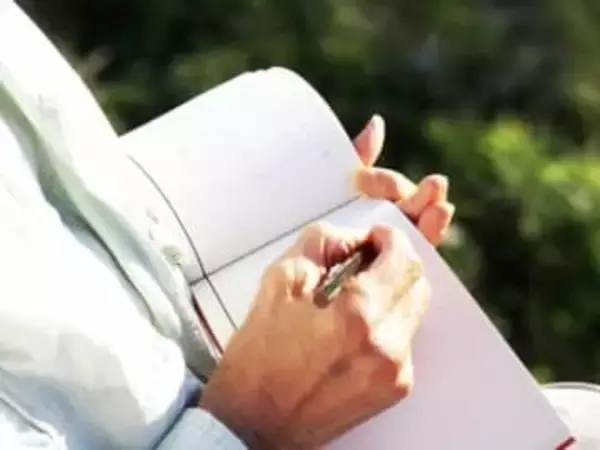 「観光に 来たはずなのに カフェはしご」「文字読めず フォント拡大 まだたりぬ」　衰えや老い吹き飛ばせ「フレイル川柳」