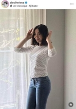 母親は後藤久美子...エレナ・アレジ・後藤、黒ミニ丈ワンピで衝撃の神スタイル　美貌ダダ漏れバックショット