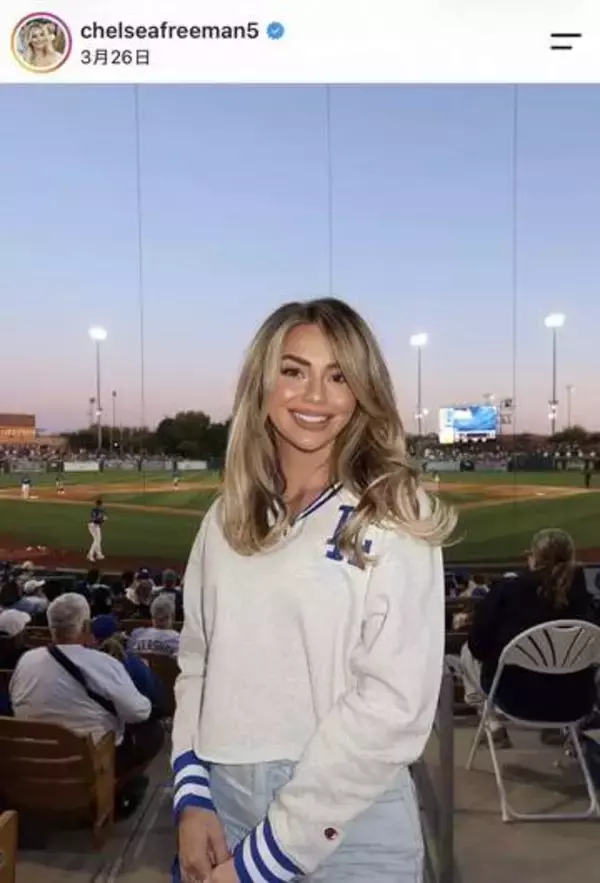 ドジャース・フリーマンの美人妻、白ドレス姿で色気ダダ漏れ...海をバックに　すらり神スタイルのセレブな美貌