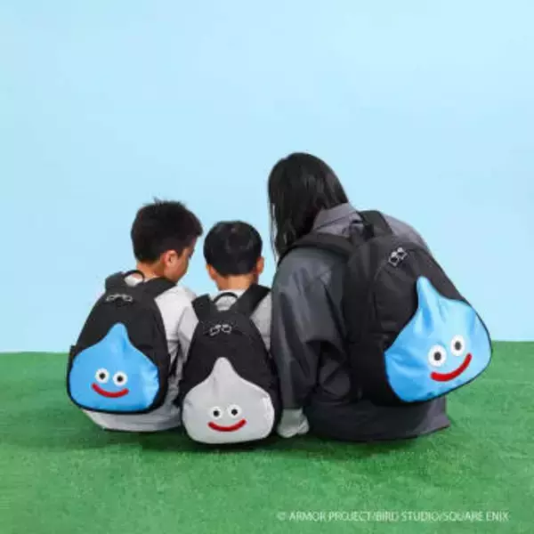 「ドラクエ」スライムデザインのバッグほか　アイテム各種