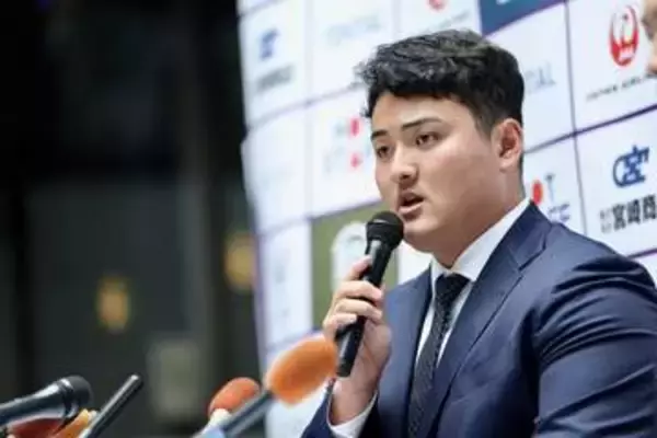 佐々木麟太郎、MLBマーリンズと正式契約　「『挑戦したか、しなかったか』を選ぶ人生に」...直筆メッセージも注目