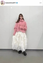 元AKB48・大島麻衣、脚ながっ...ニットのショーパン×ショートブーツで神スタイル　「細ッ」「めっちゃかわいい」