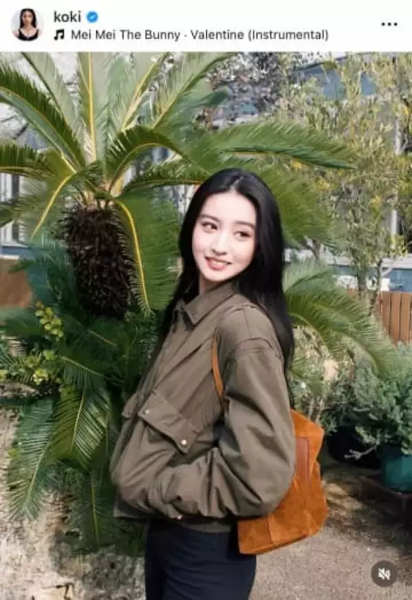 キムタク＆静香の次女Koki，どアップ「激カワ」＆愛犬とラブラブ2ショット　流し目にもドキっ