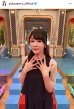 浅野ゆう子、相変わらずダンディ...元オリックス監督と「同級生」2ショット　「正に美男美女」話題に