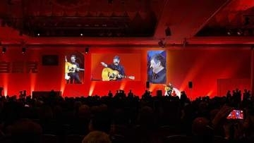 自民党大会、世良公則氏「燃えろサナエ」替え歌に相次ぐ失望　「音楽に政治を持ち込むなよ」論争から10年