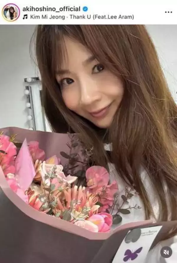 ほしのあき49歳、超ミニ黒ワンピで色気ダダ漏れ...異次元の美貌に衝撃　「相変わらず綺麗」「ずっと可愛いまま」