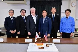 小泉進次郎防衛相、グラス駐日米国大使と「車中ランチ」　まさかのメニューに驚きの声