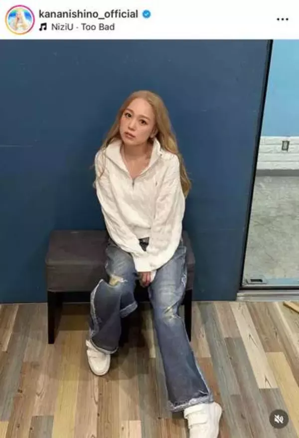 西野カナ、ミニ丈あわせて...おなかチラリな「MVのオフショット」に反響　「ベリーキュート」「かわいすぎ」