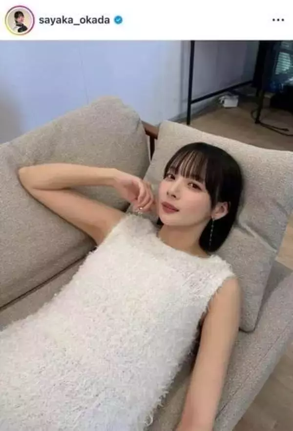 「役満ボディー」岡田紗佳、肩出しノースワンピで色気漂う横顔ショット　「か、可愛すぎます」「世界一可愛い」