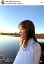 畑芽育、白ノースリ×スカートあわせて...異次元のかわいさ笑顔ショット　「天使すぎる」「かわよー！」