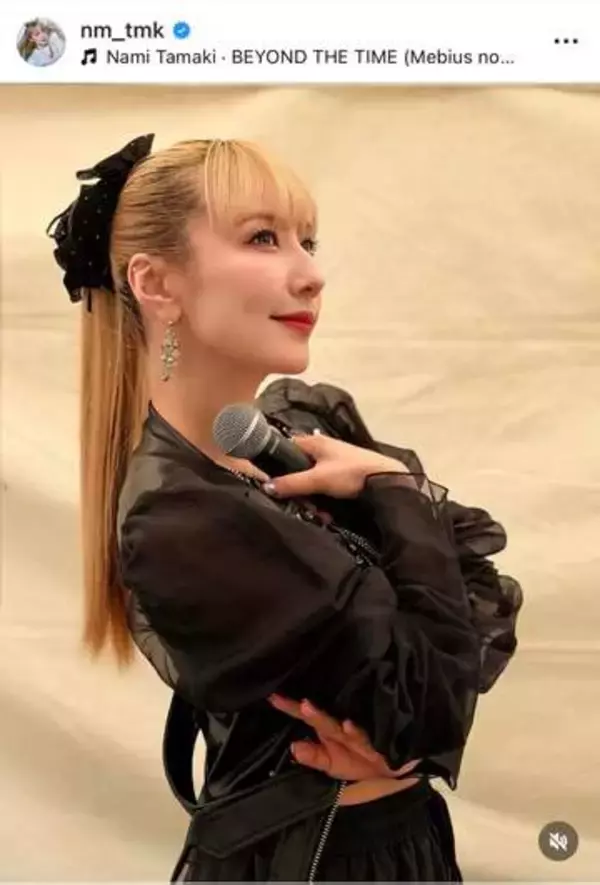 歌手・玉置成実、へそ出しハーフトップ姿でトレーニング中ショット　「めっちゃ素敵」「いつ見ても綺麗」