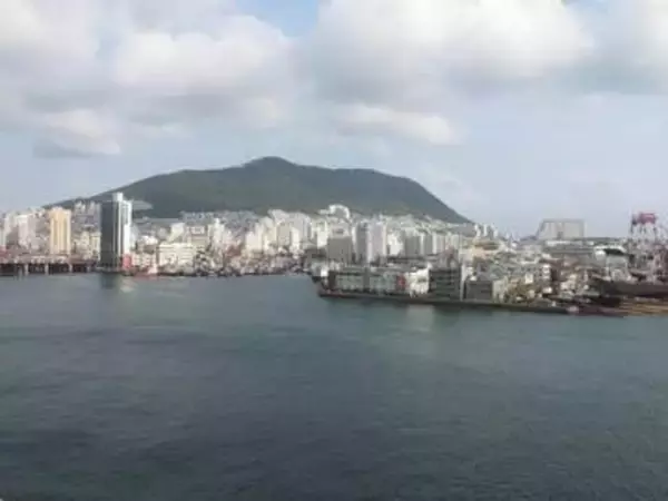 韓国・釜山で日本人客がセクハラ→ベッドに放尿　中国人観光客の訴えに中韓SNS騒然