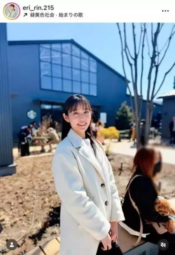 「もう中学生」との結婚で話題...11歳年下妻・恵理、お花見ショットがステキ　メガネ姿＆カメラ目線にドキっ