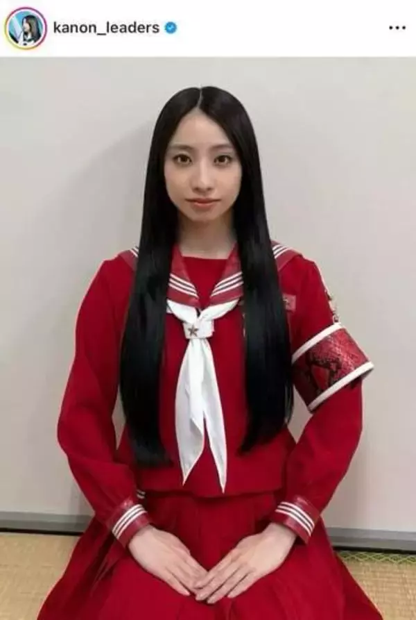 新しい学校のリーダーズ・KANON、膝上ミニ丈ワンピ＆髪をアップに...いつもと雰囲気変わって　「めっちゃ可愛い」