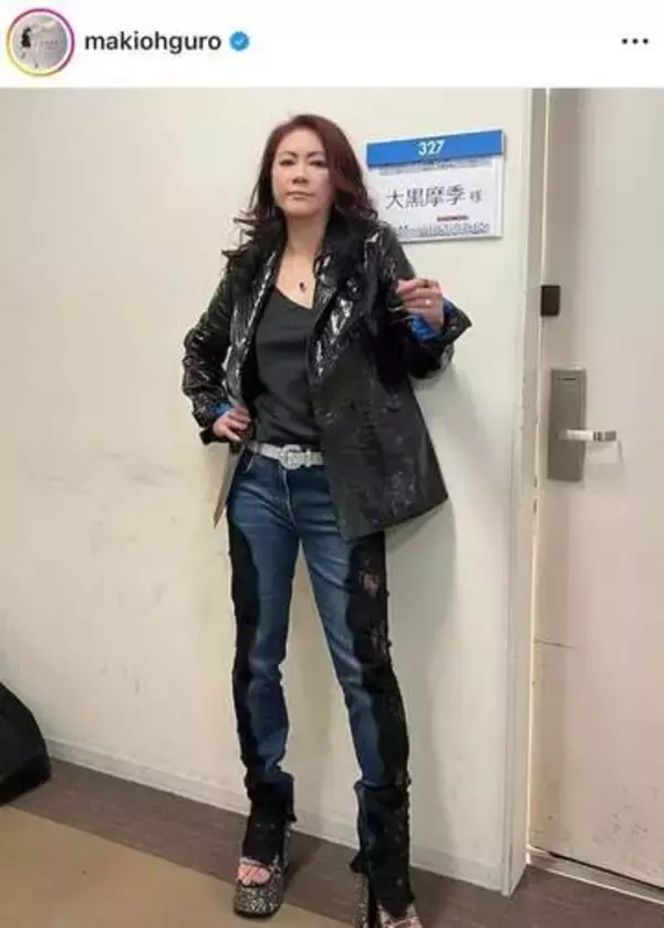 大黒摩季、黒ミニ丈ワンピ×ヒールで変わらぬ美貌...「超カッコいい」「ビジュ最高」　デビュー35周年に向け告知