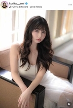 人気インフルエンサー・くりえみ、脚ながっ...黒レースのミニワンピで神スタイル　指を頬に添え...色気にドキっ