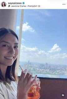 元西武・中島宏之＆妻・相沢紗世、夫婦ラブラブ「ランチ」2ショット　「美男美女」「お似合いなご夫婦」