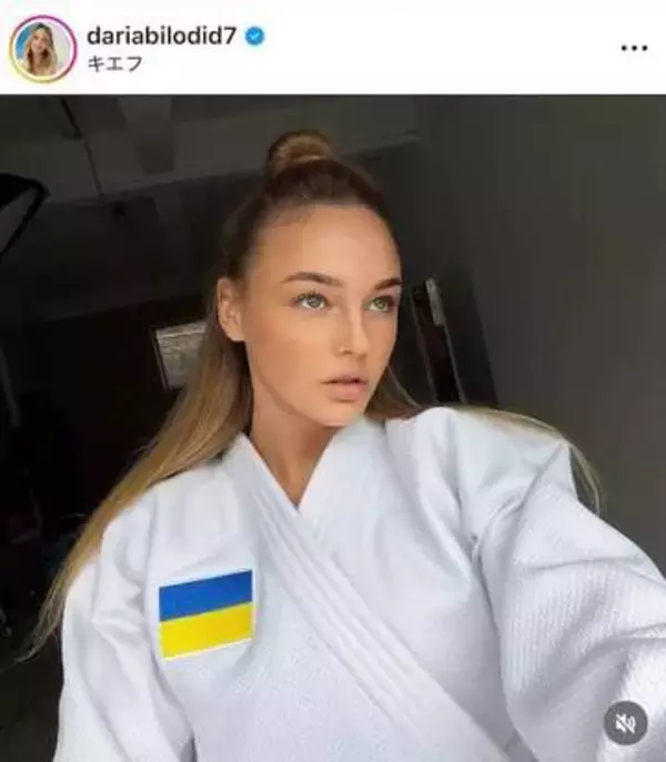 ウクライナ美女柔道・ビロディド、真っ赤なドレスで色気ダダ漏れ...衝撃の神スタイル　柔道着姿と雰囲気変わって
