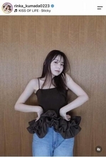 久間田琳加、深めスリット入りロングスカートの秋コーデでカワイイがダダ漏れ　「理想的なスタイルすぎる」