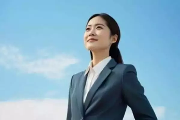 退職や転職、相談する相手は　3位「生成AI」30.8％、2位「転職エージェント」48.1％、1位は？