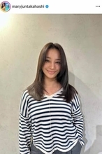 高橋メアリージュン、妖艶キャミドレス姿で色気ダダ漏れ　「こんな綺麗な人いる？」「見惚れる美しさ」