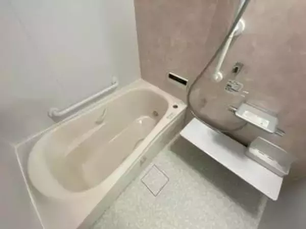 「TOTO」中東情勢悪化でシステム・ユニットバスの新規受注中止「LIXIL」も　建築業界に打撃